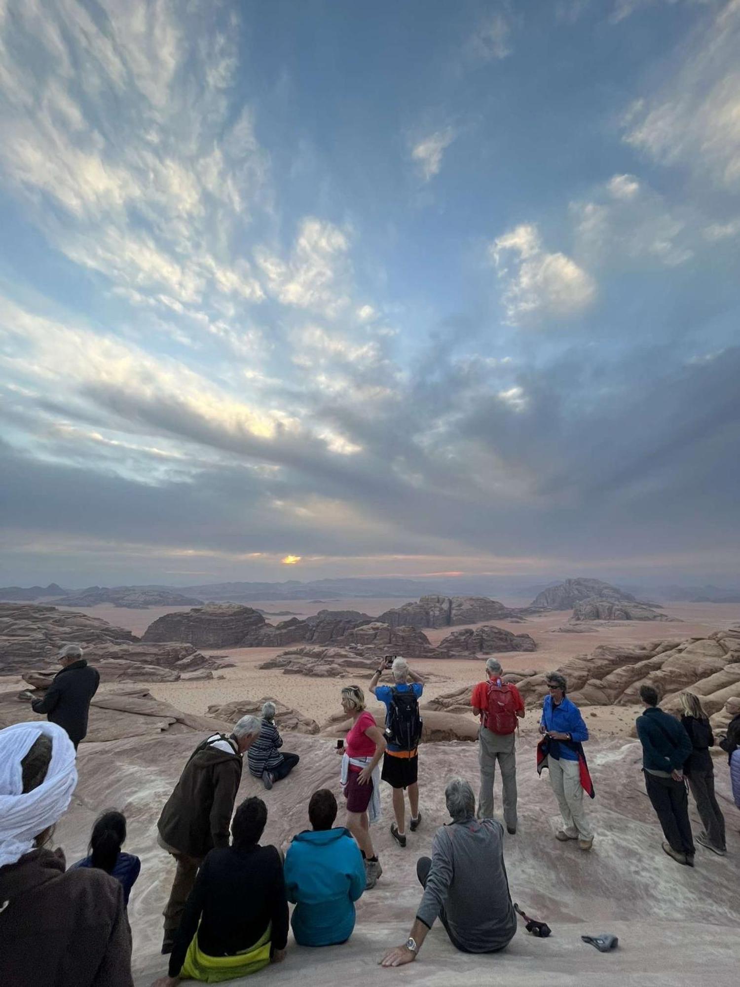 Hotel al-Qatar mountain camp Wadi Rum Exterior foto